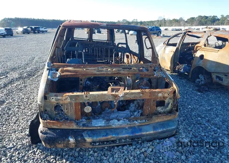 2003 Ford E-350 Super Duty Xl/Xlt z USA, uszkodzony, nr VIN 1FBSS31L73HB82576